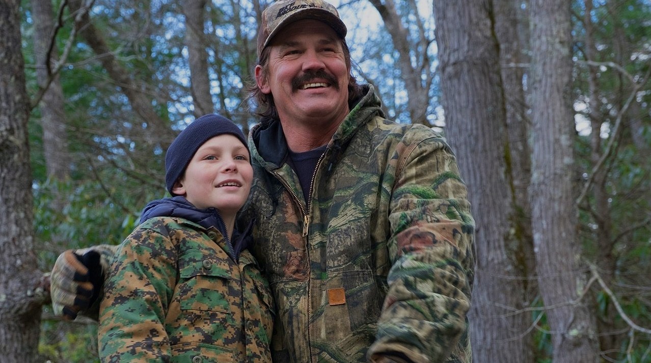 The Legacy of a Whitetail Deer Hunter: เมื่อนักล่ากวางต้องมาล่าหัวใจลูกชาย